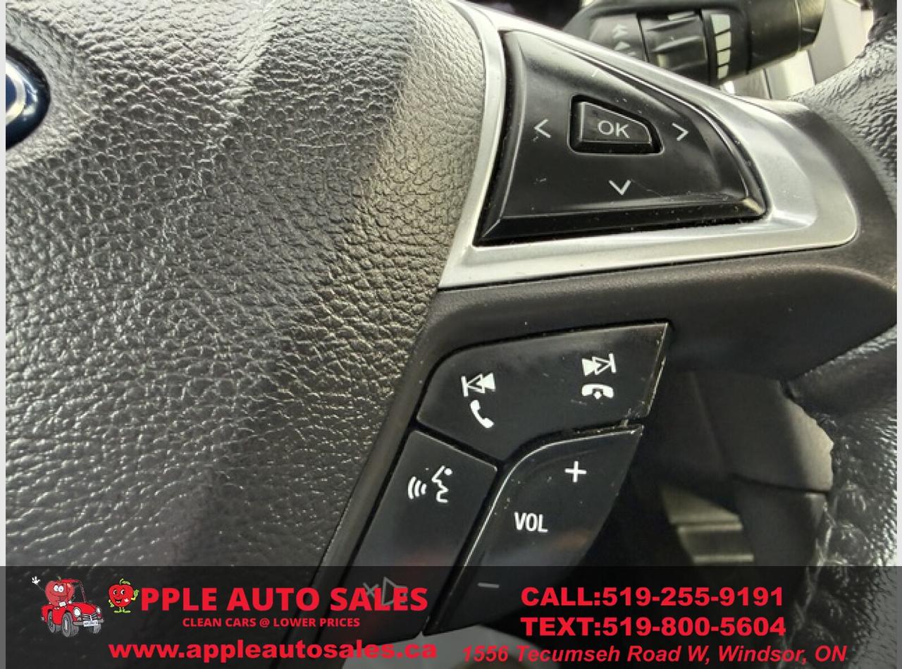 2014 Ford Fusion Titanium Photo