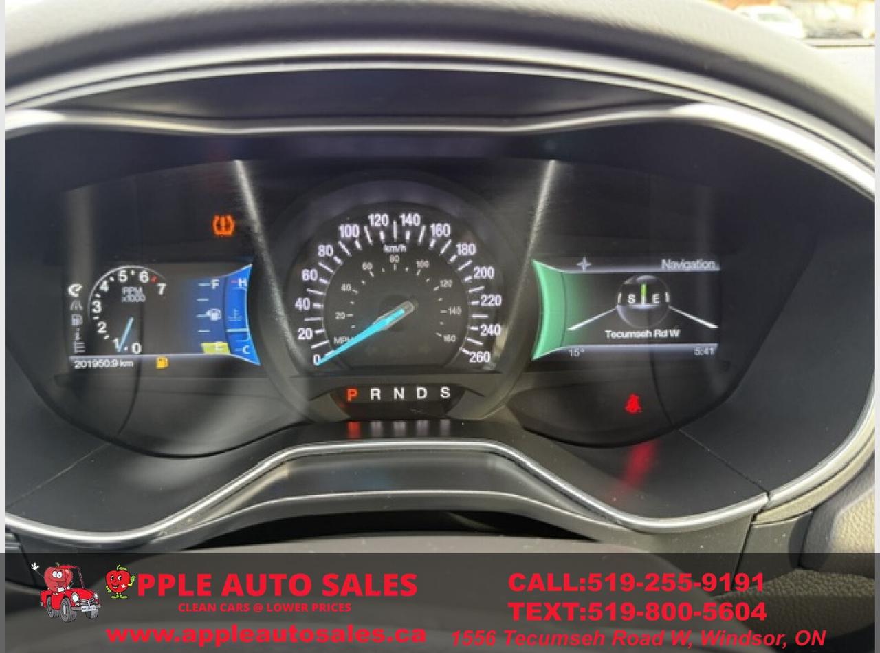 2014 Ford Fusion Titanium Photo