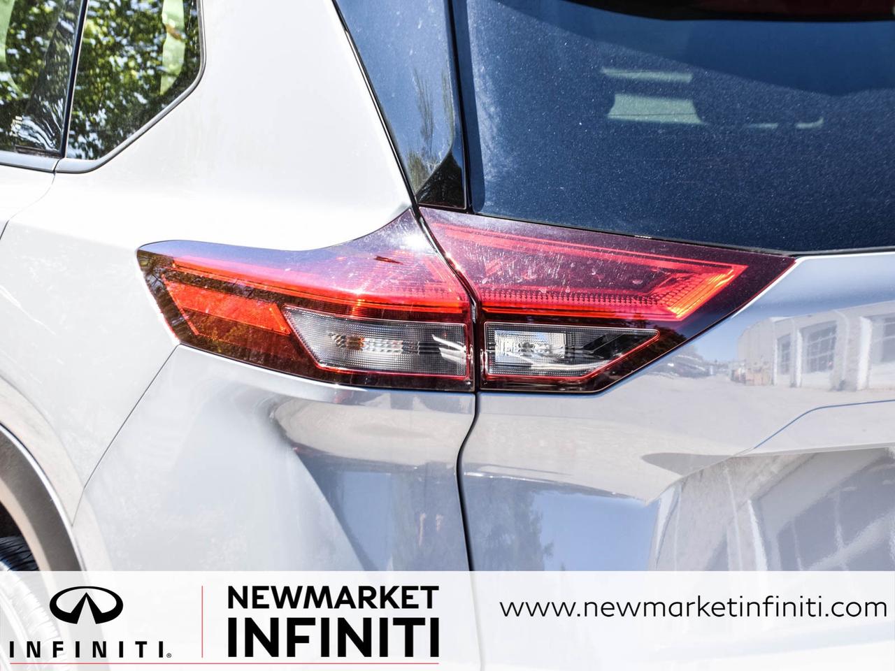 2023 Nissan Rogue ONE OWNER/CARFAX CLEAN/LEATHER/ROOF/MOST HWY MILEA Photo