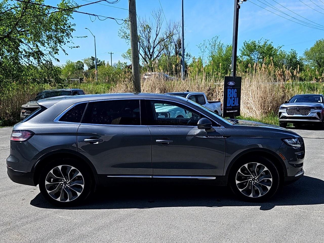 2023 Lincoln Nautilus Reserve AWD Photo