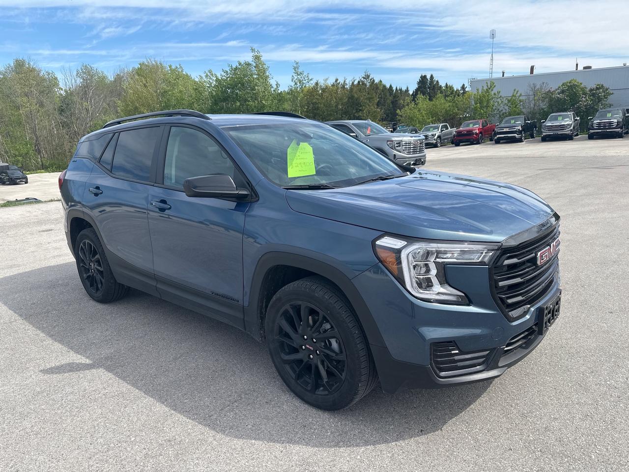 2024 GMC Terrain SLE 4dr All-Wheel Drive Photo