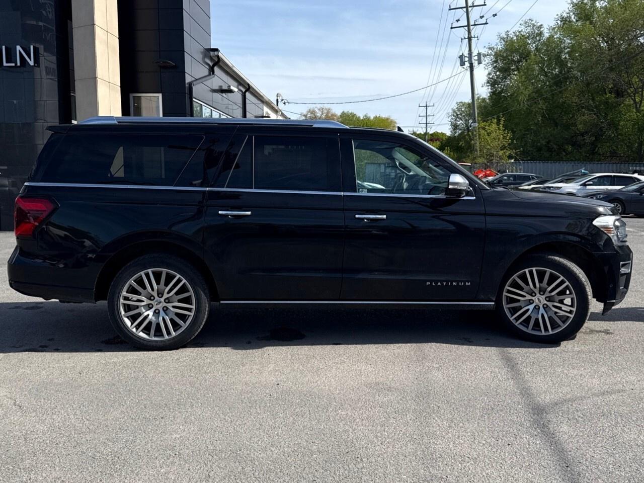 2022 Ford Expedition Platinum Max 4X4 Photo3
