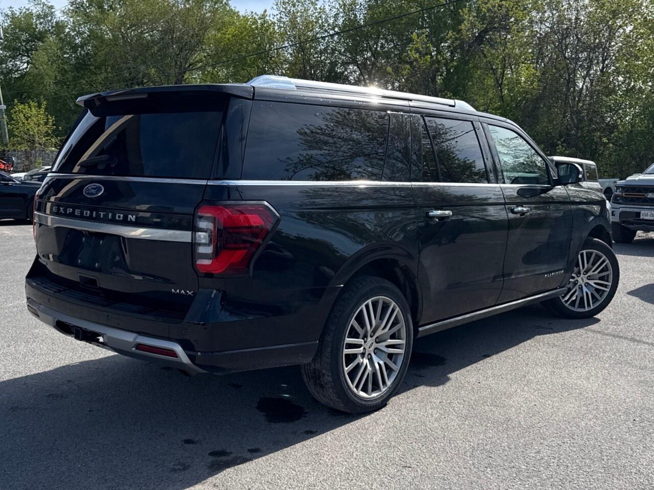2022 Ford Expedition Platinum Max 4X4 Photo4