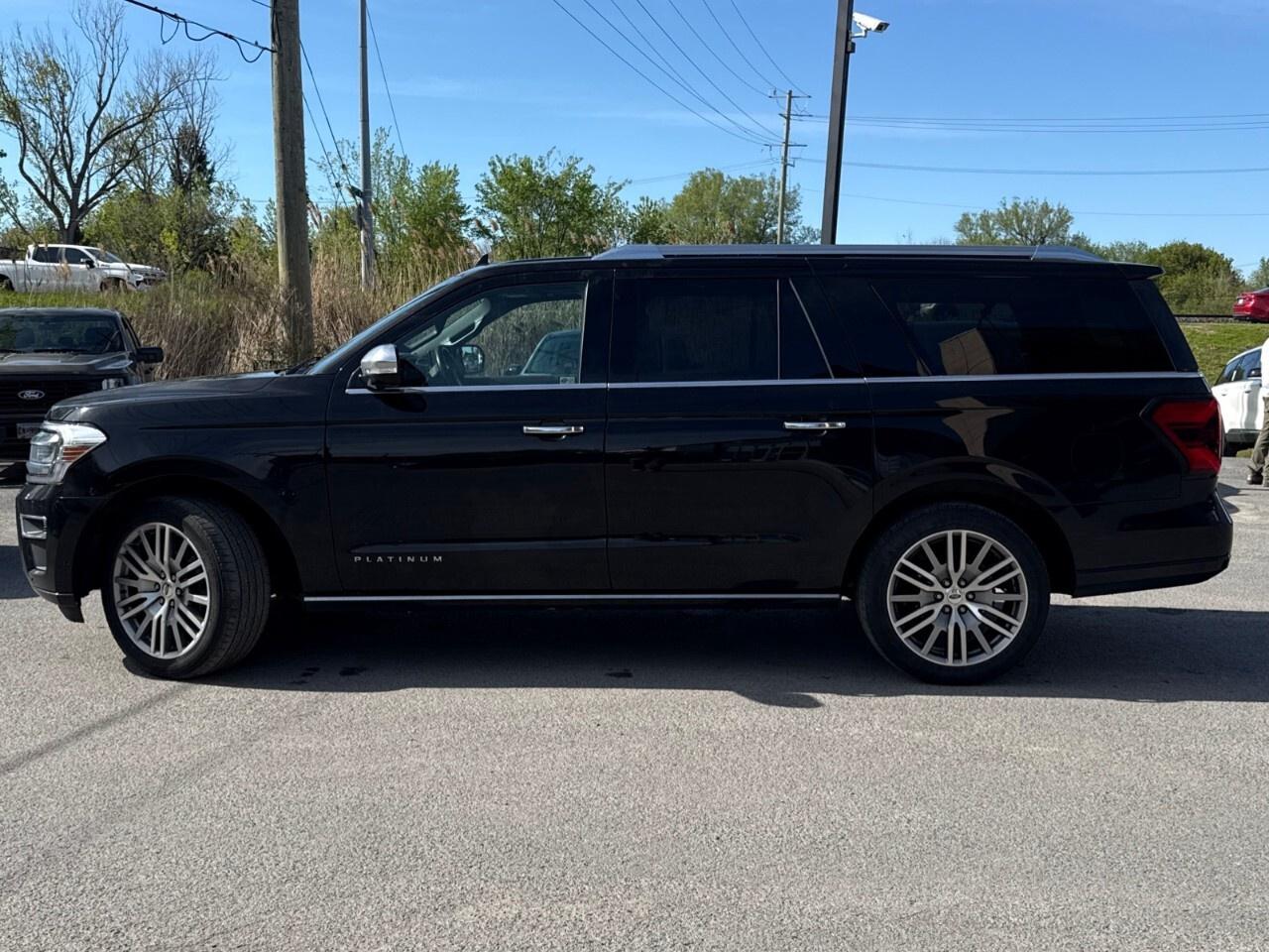2022 Ford Expedition Platinum Max 4X4 Photo
