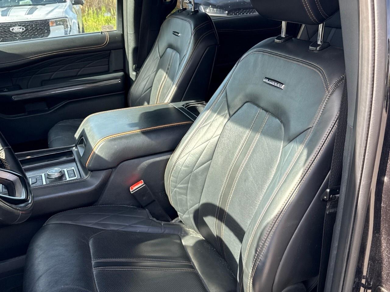 2022 Ford Expedition Platinum Max 4X4 Photo