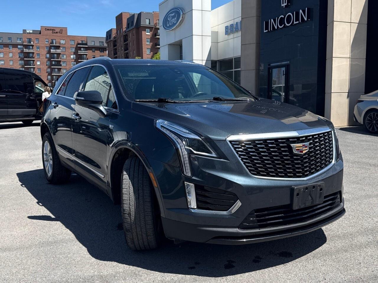 2021 Cadillac XT5 LUXURY   AWD   1 OWNER    NO ACCIDENTS Photo