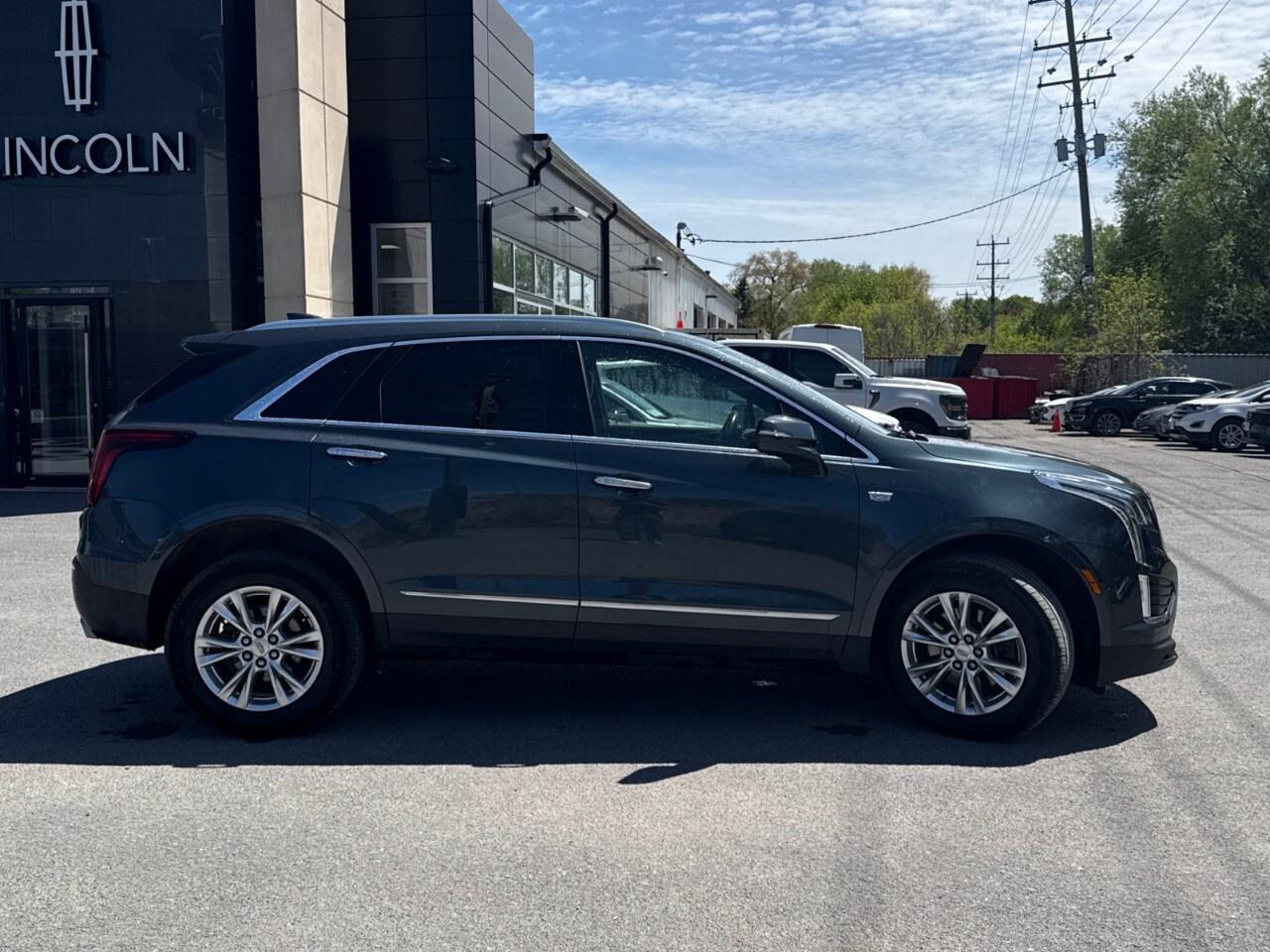 2021 Cadillac XT5 LUXURY   AWD   1 OWNER    NO ACCIDENTS Photo3