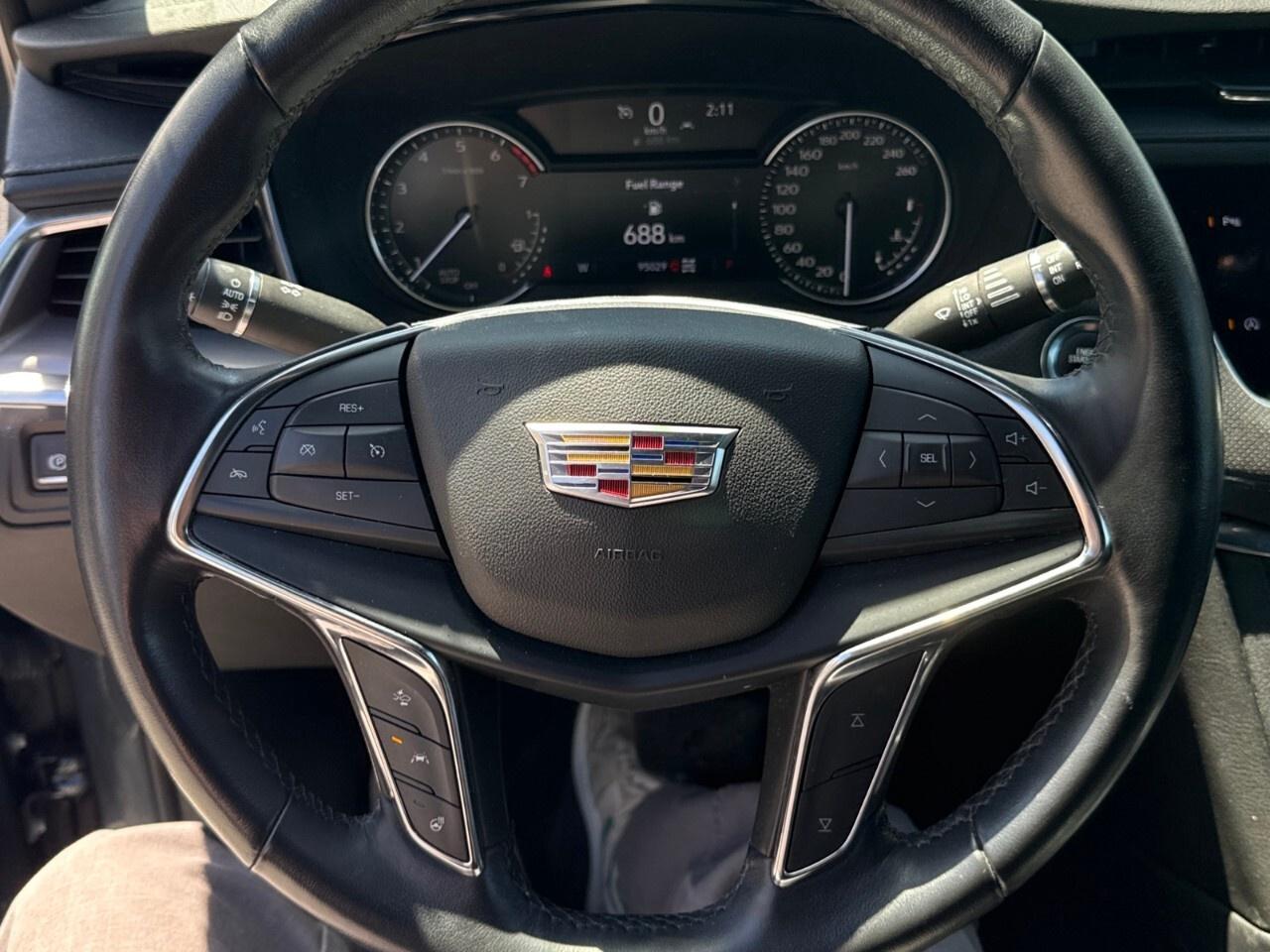 2021 Cadillac XT5 LUXURY   AWD   1 OWNER    NO ACCIDENTS Photo