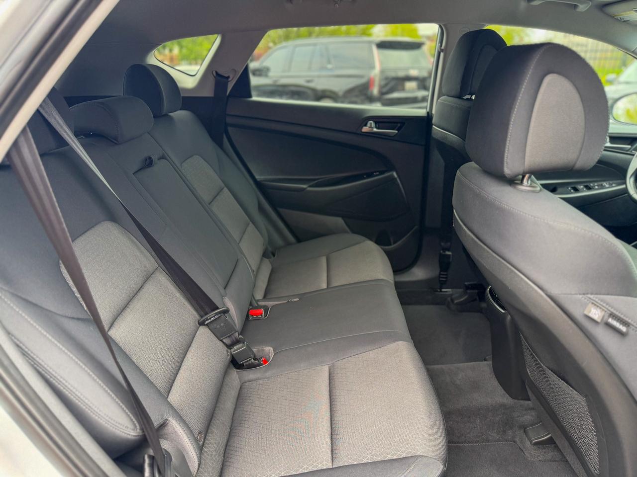 2017 Hyundai Tucson Premium/AWD/LOW KM/BSM/CAMERA/2.0L/HEATED SEATS Photo