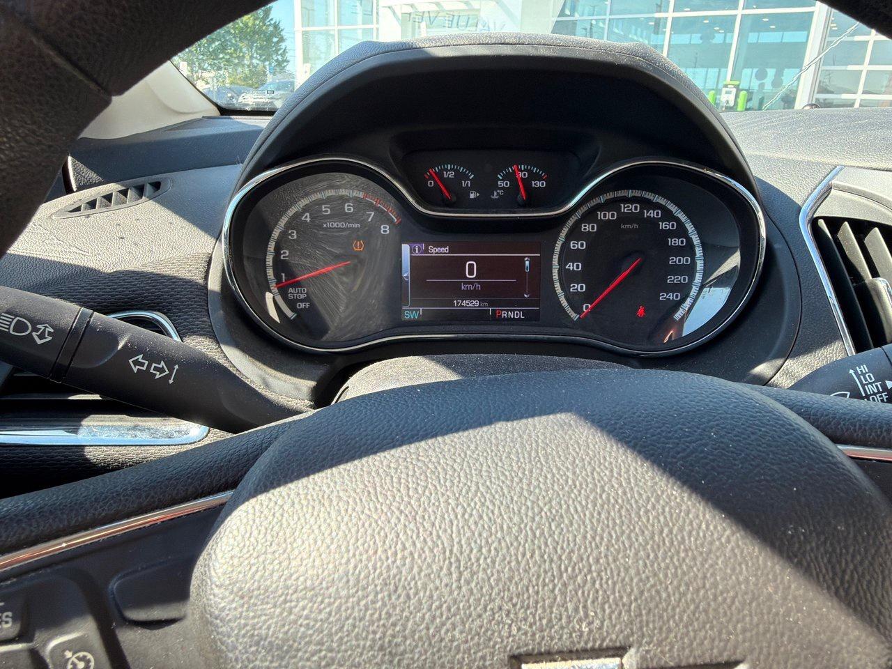 2017 Chevrolet Cruze LT - 6AT As Traded High Value! Photo