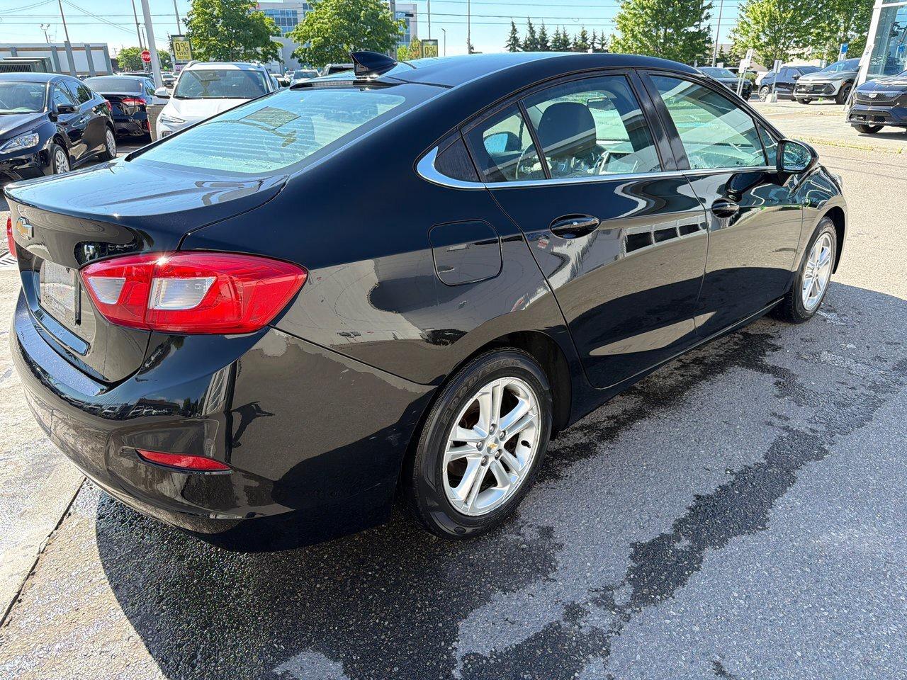 2017 Chevrolet Cruze LT - 6AT As Traded High Value! Photo