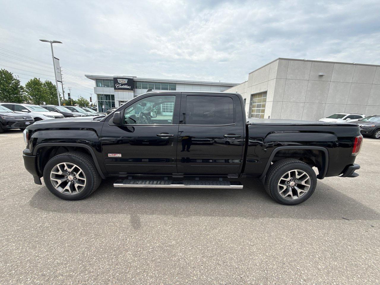 2018 GMC Sierra 1500 Crew 4x4 SLT / Short Box High Value Work Truck! Photo