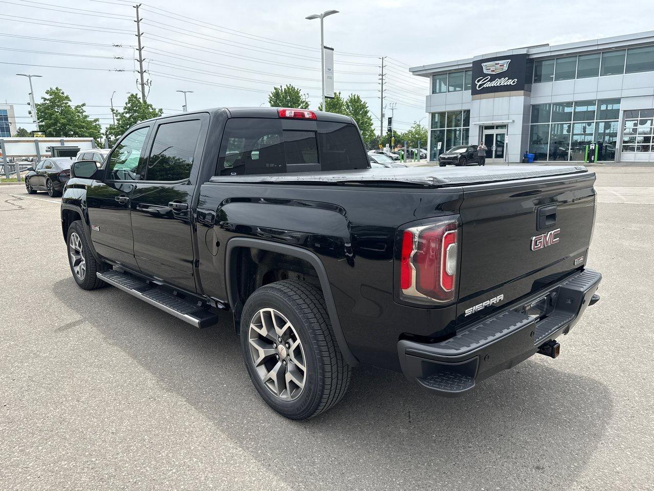 2018 GMC Sierra 1500 Crew 4x4 SLT / Short Box High Value Work Truck! Photo