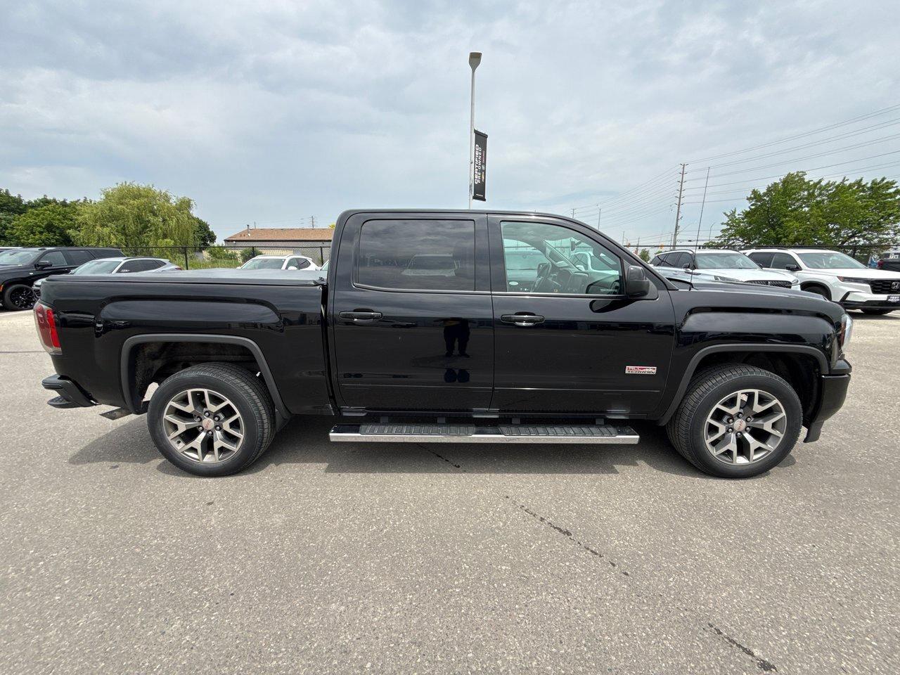 2018 GMC Sierra 1500 Crew 4x4 SLT / Short Box High Value Work Truck! Photo