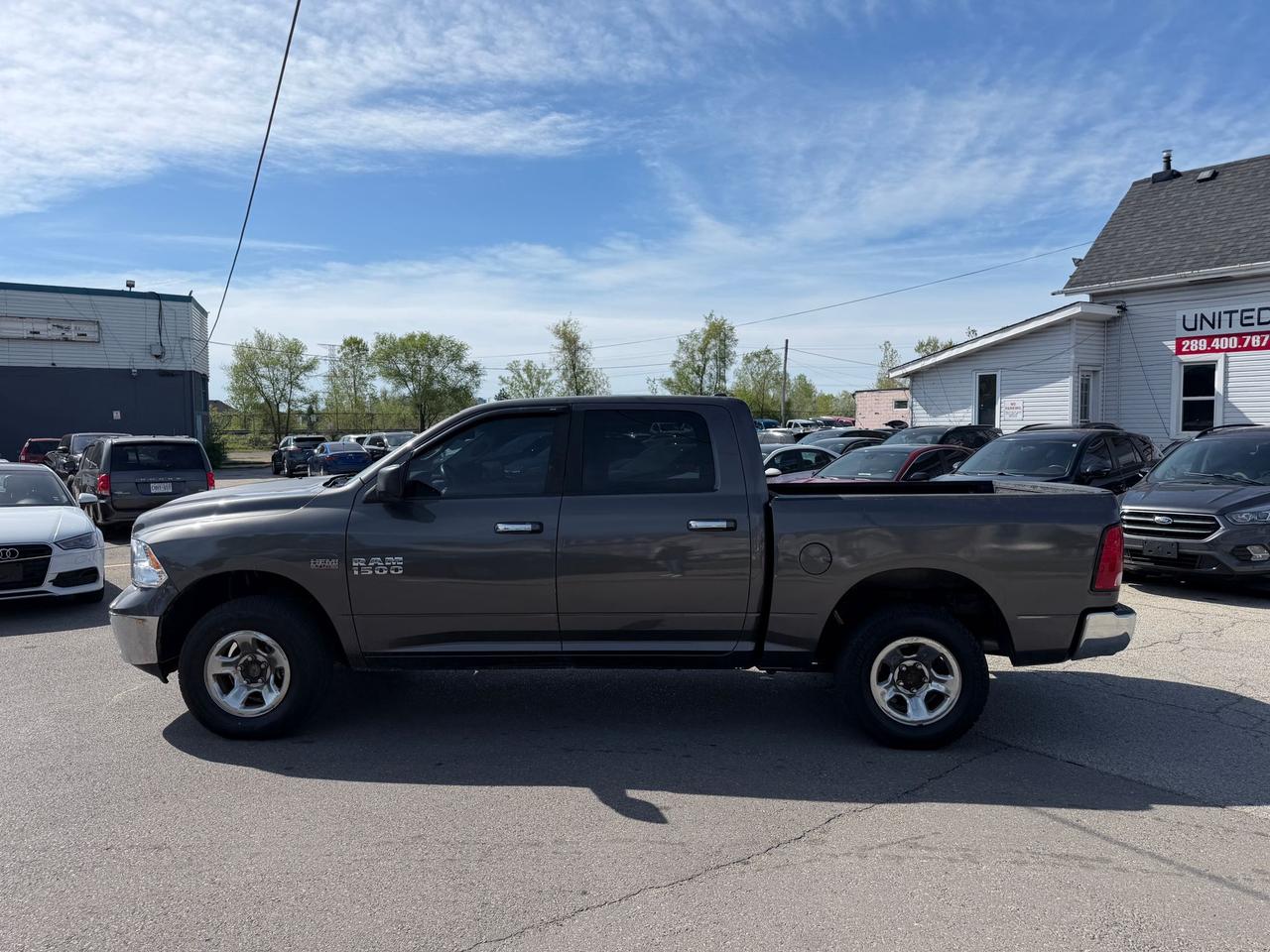 2016 RAM 1500 SLT Photo