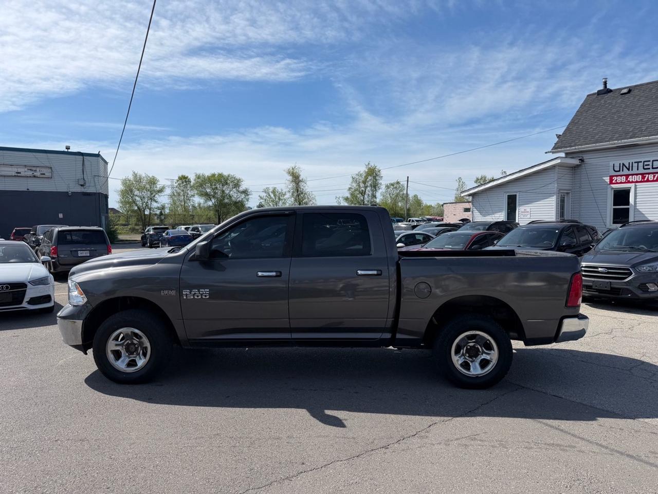 2016 RAM 1500 SLT Photo