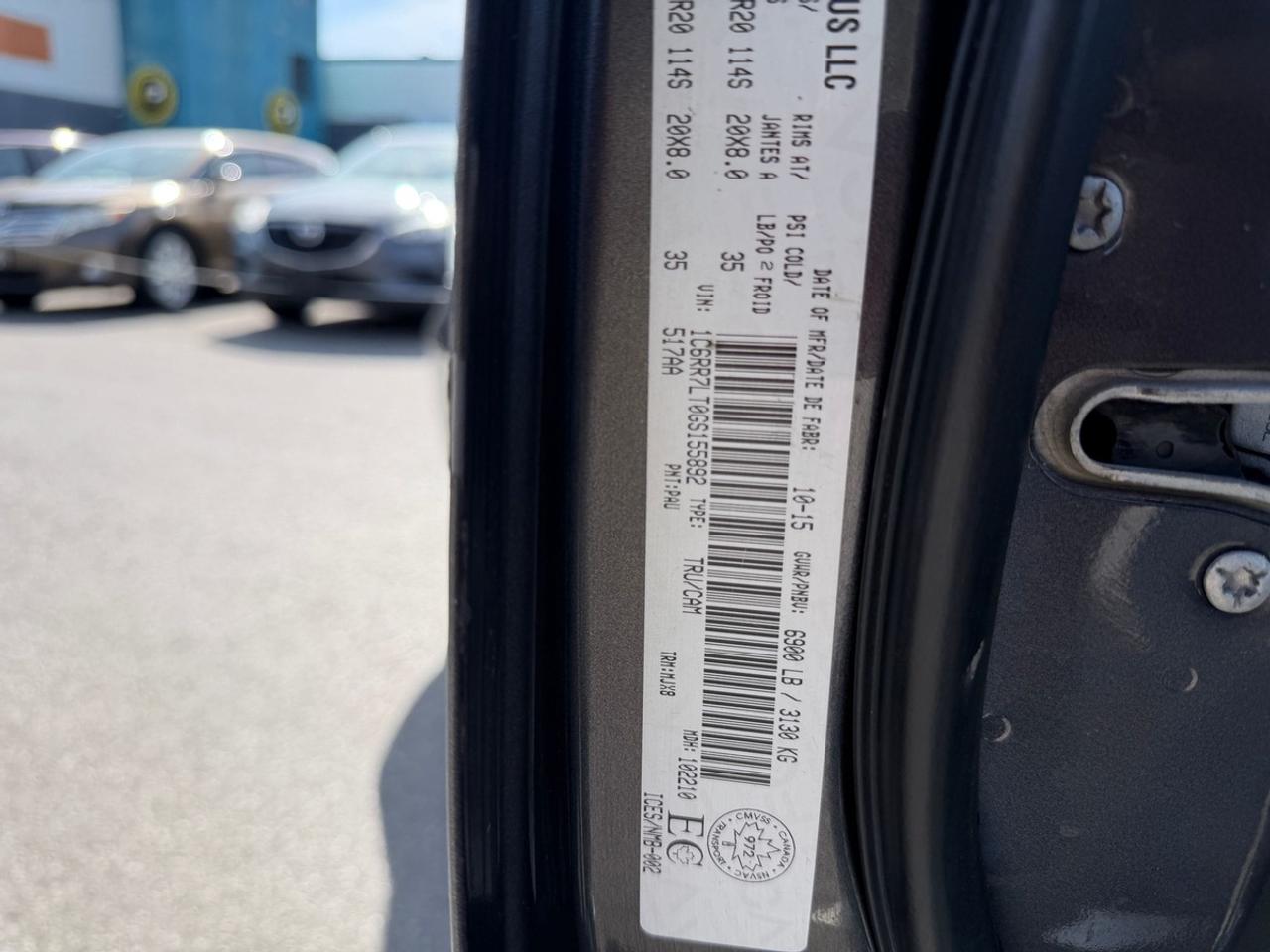 2016 RAM 1500 SLT Photo