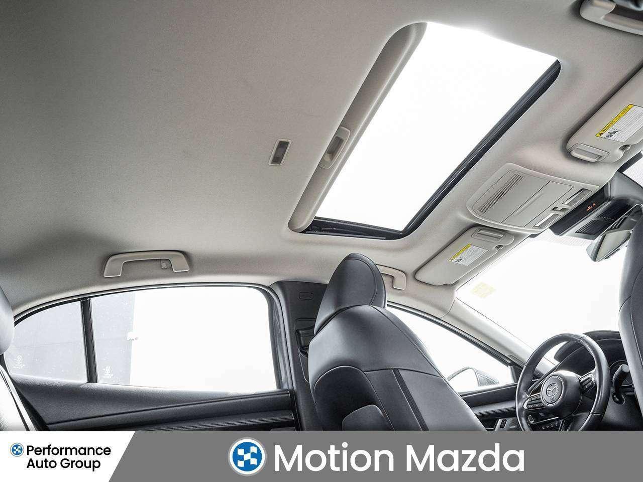 2024 Mazda MAZDA3 GT w/Turbo AWD   Nav   Leather   Sunroof Photo