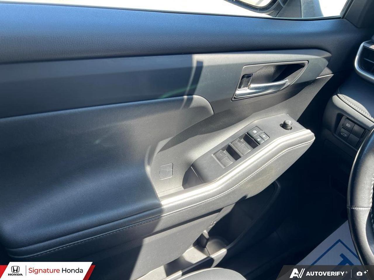 2021 Toyota Highlander XLE Photo