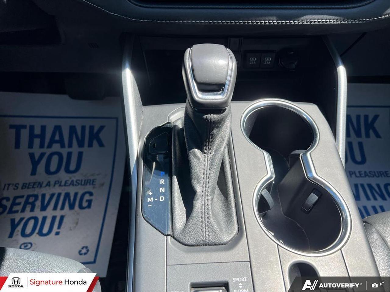 2021 Toyota Highlander XLE Photo