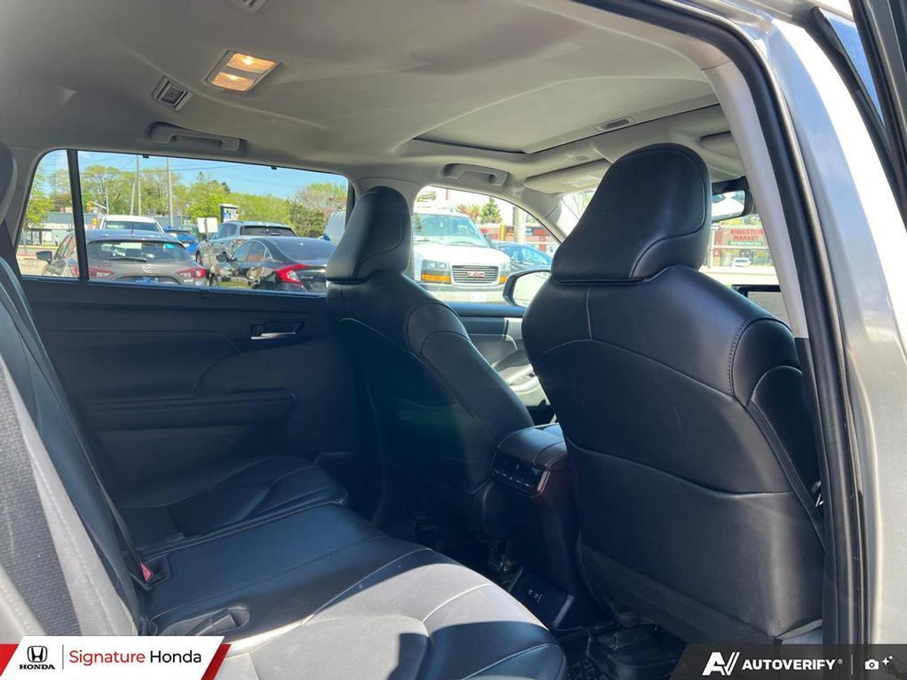 2021 Toyota Highlander XLE Photo