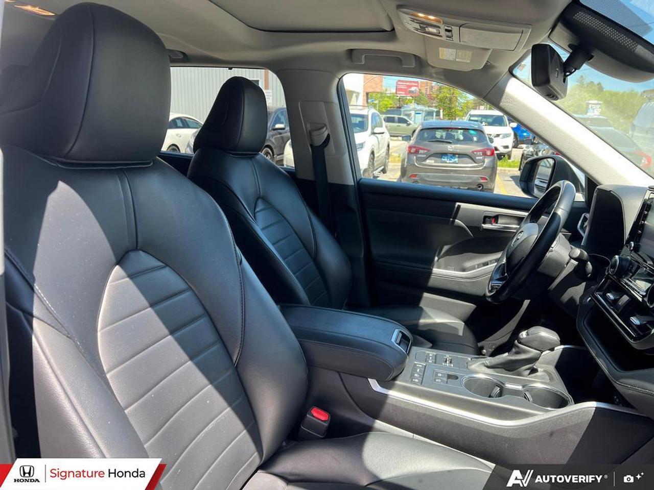 2021 Toyota Highlander XLE Photo