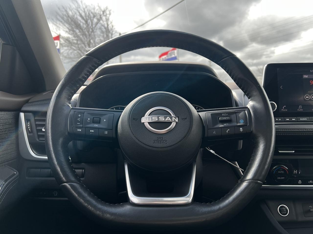 2023 Nissan Rogue SV MOONROOF AWD   360 Cam   Pro Pilot   Htd Steeri Photo