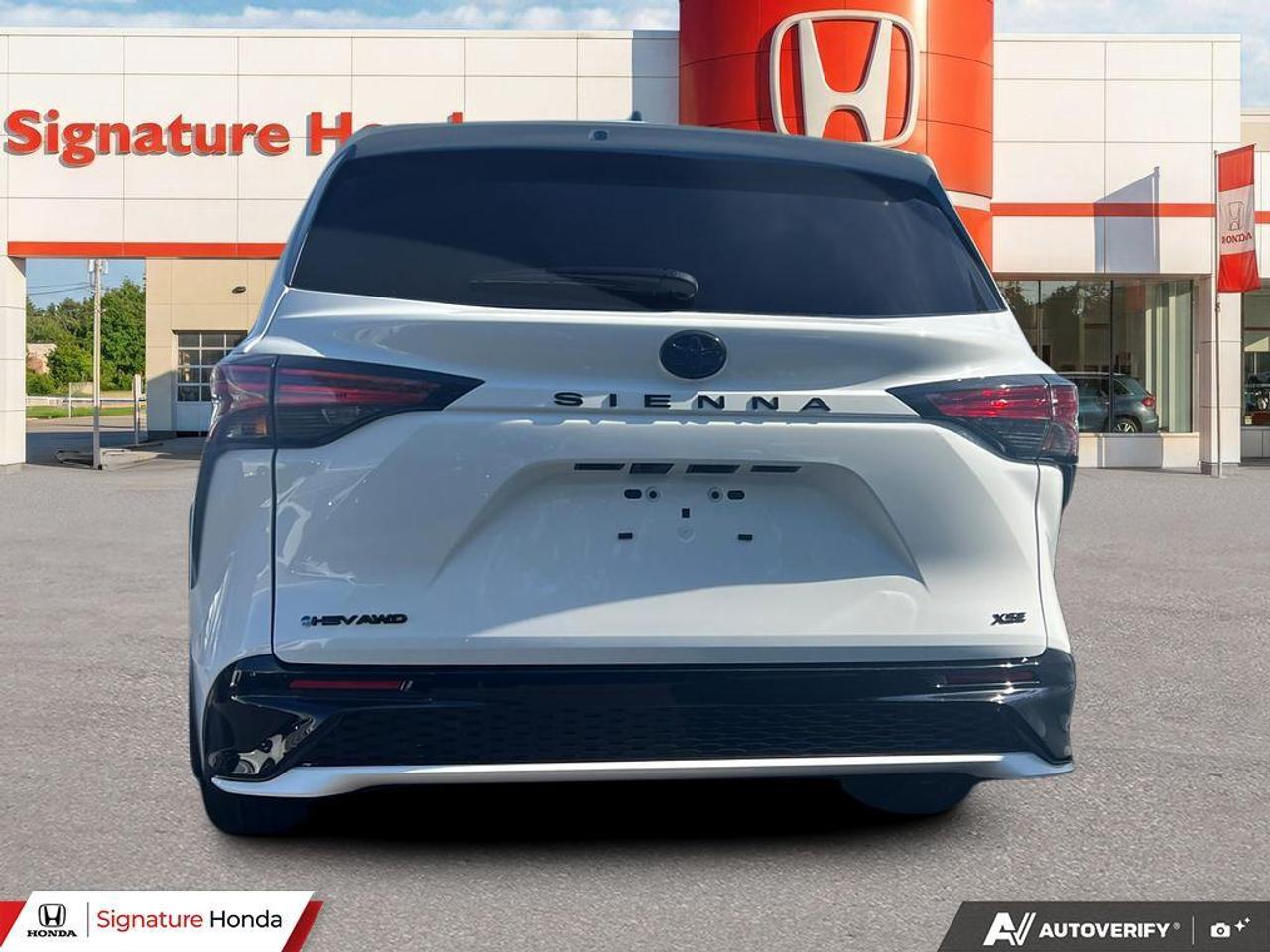2026 Toyota Sienna XSE Photo