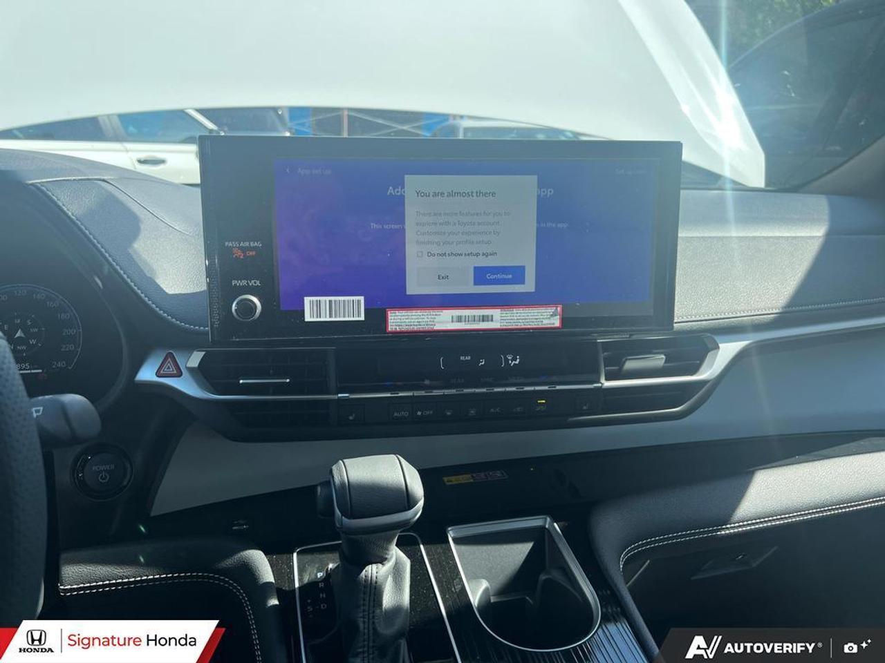 2026 Toyota Sienna XSE Photo