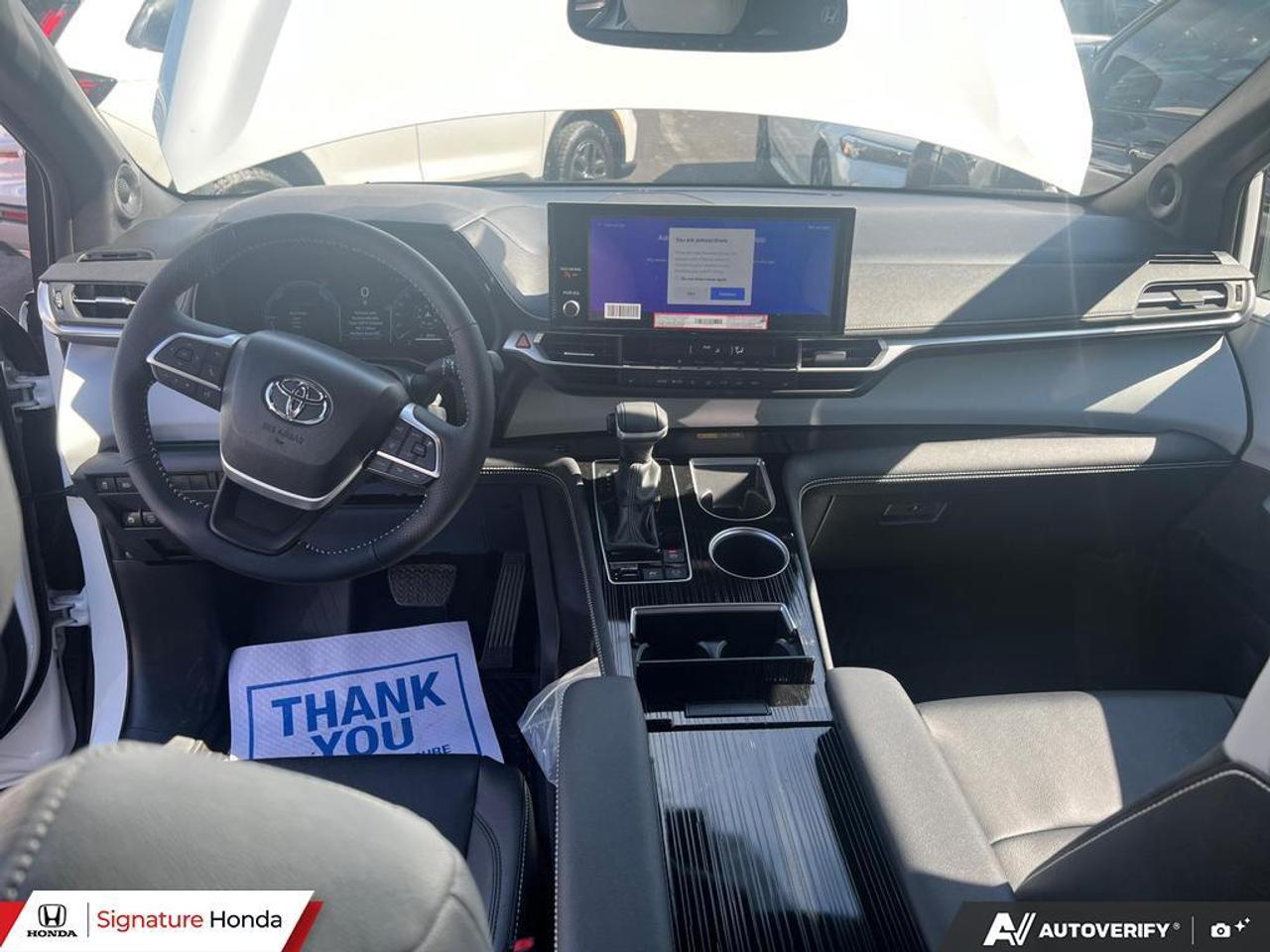 2026 Toyota Sienna XSE Photo