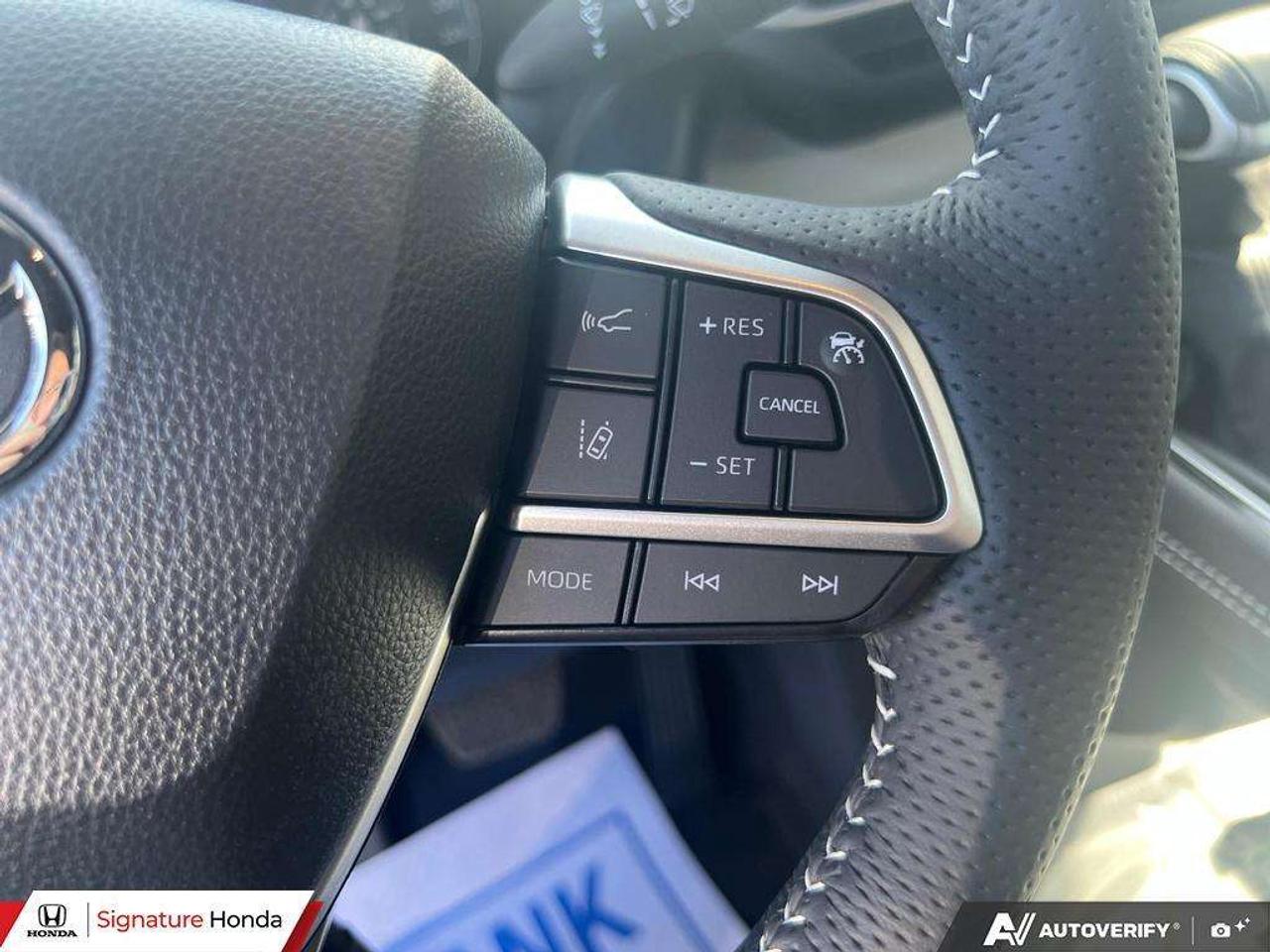 2026 Toyota Sienna XSE Photo