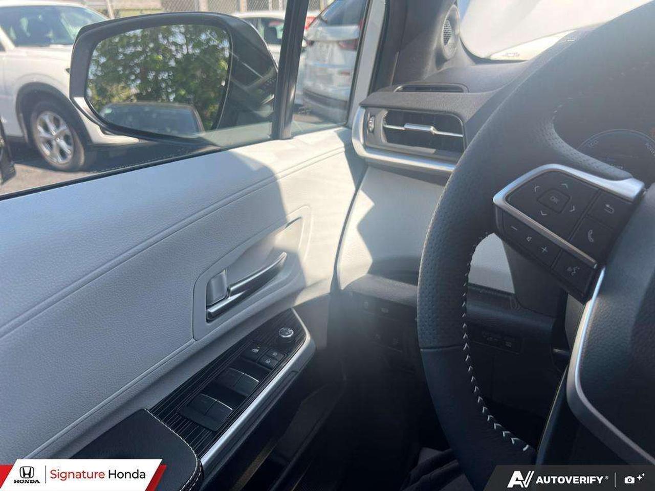 2026 Toyota Sienna XSE Photo