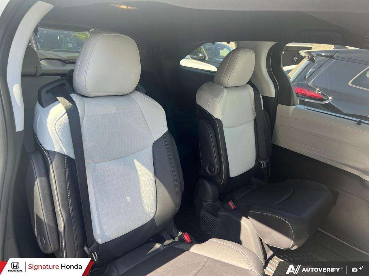 2026 Toyota Sienna XSE Photo