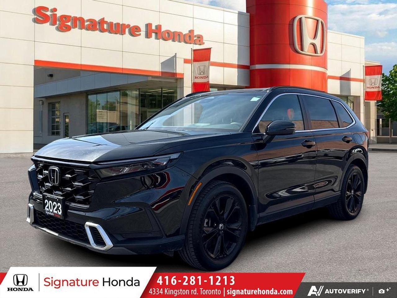 2023 Honda CR-V Hybrid Touring Photo0