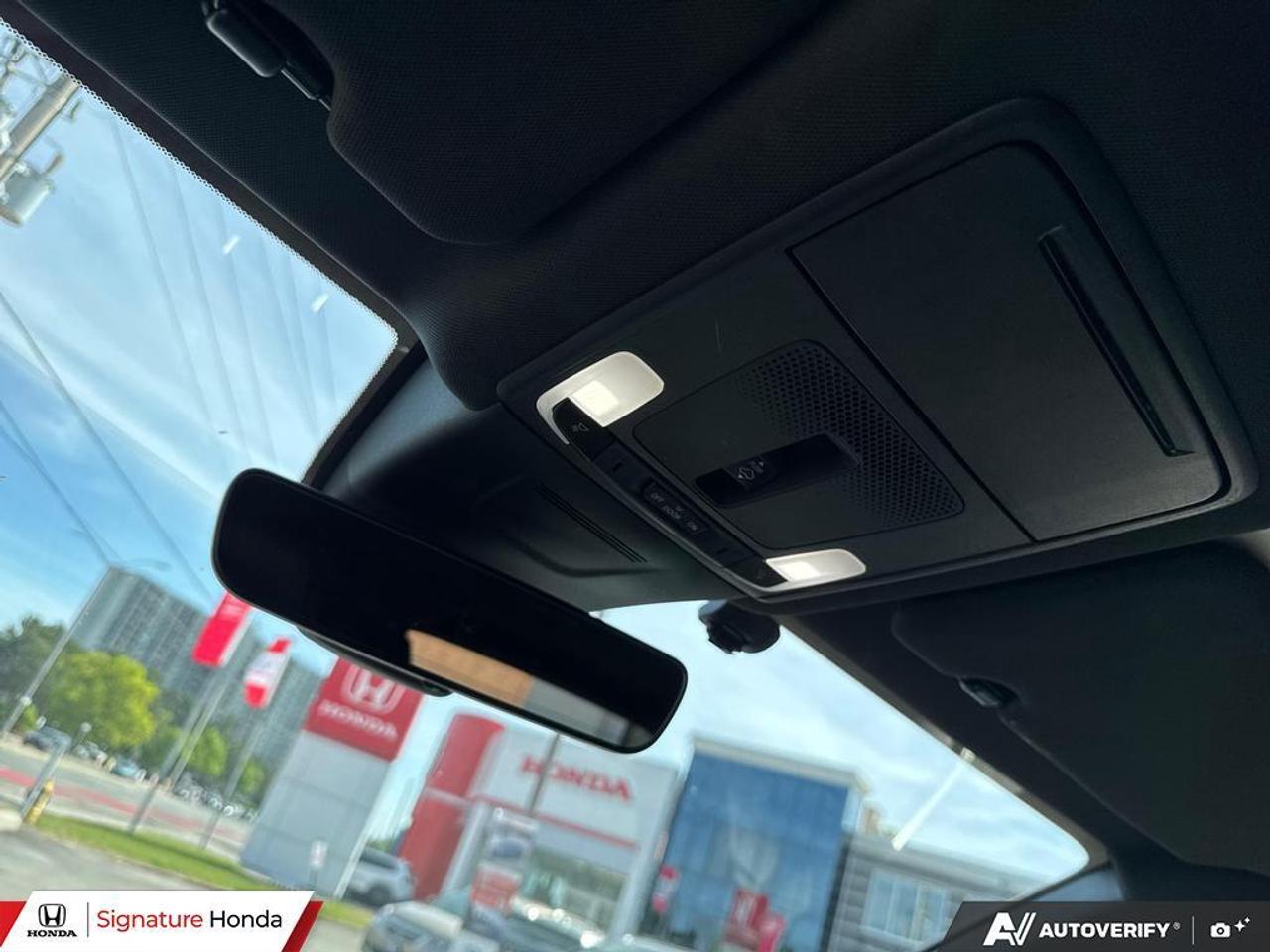 2023 Honda CR-V Hybrid Touring Photo