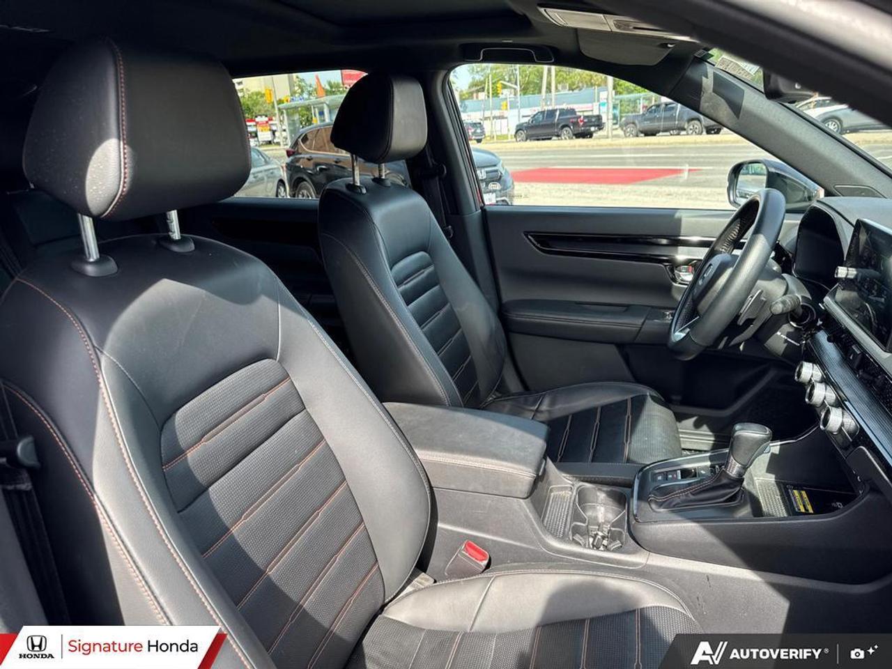 2023 Honda CR-V Hybrid Touring Photo