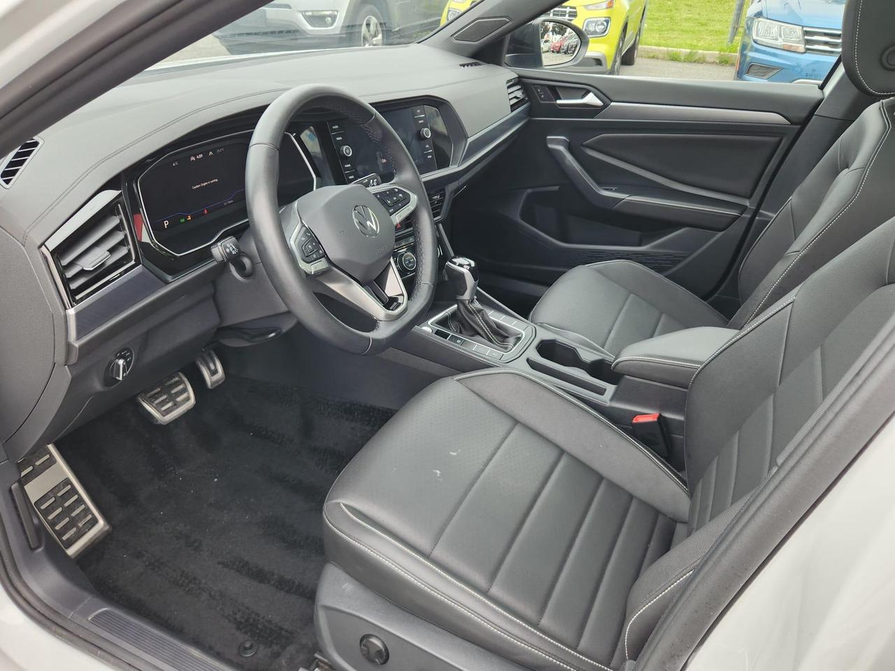 2024 Volkswagen Jetta Comfortline (A8) 4dr Sedan Photo2