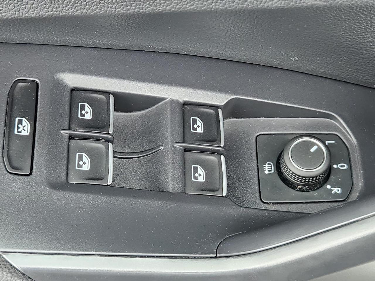 2024 Volkswagen Jetta Comfortline (A8) 4dr Sedan Photo