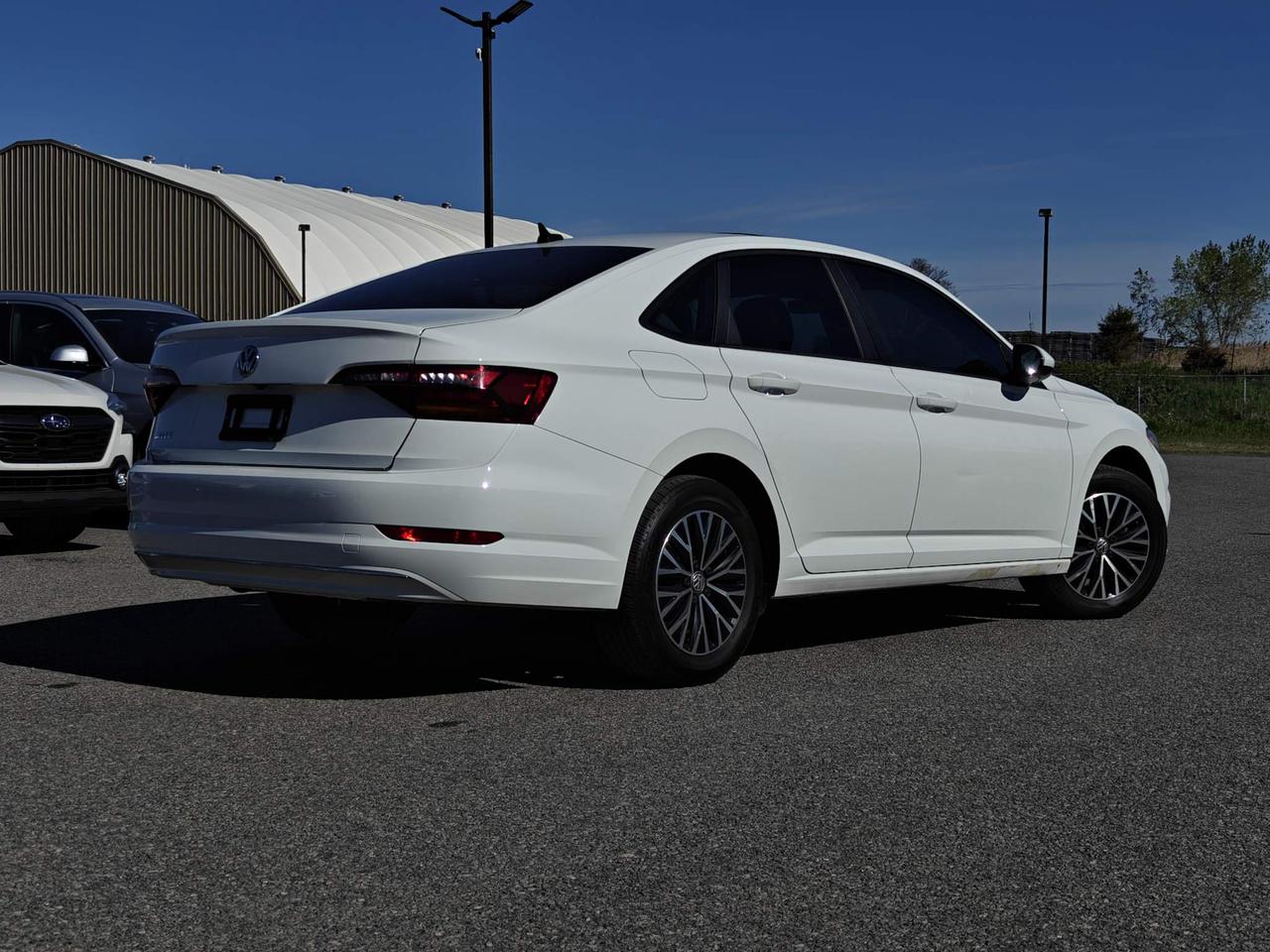 2019 Volkswagen Jetta 1.4 TSI Highline (A8) 4dr Sedan Photo