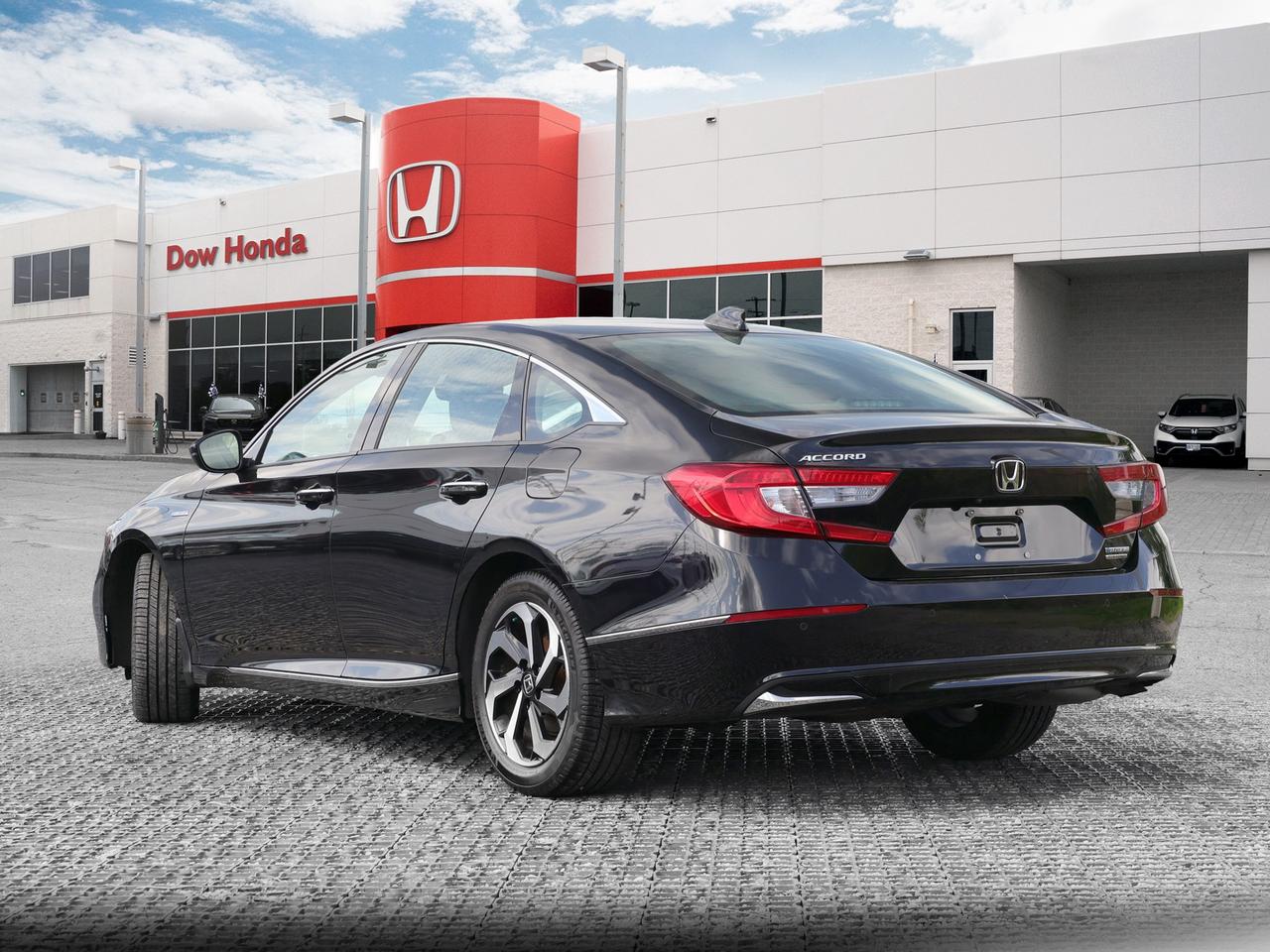 2019 Honda Accord Hybrid Touring 4dr Sedan Photo4