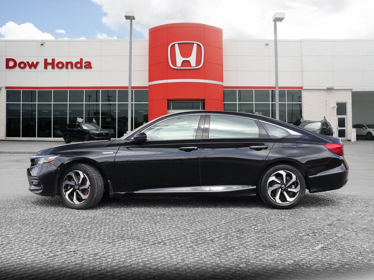2019 Honda Accord Hybrid Touring 4dr Sedan Photo