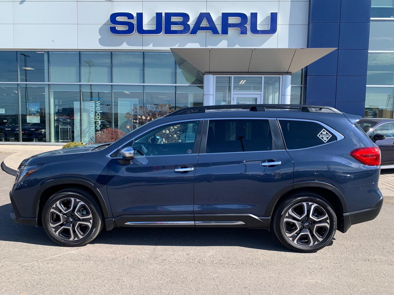 2024 Subaru ASCENT Premier 7-Passenger (CVT) 4dr All-Wheel Drive Photo