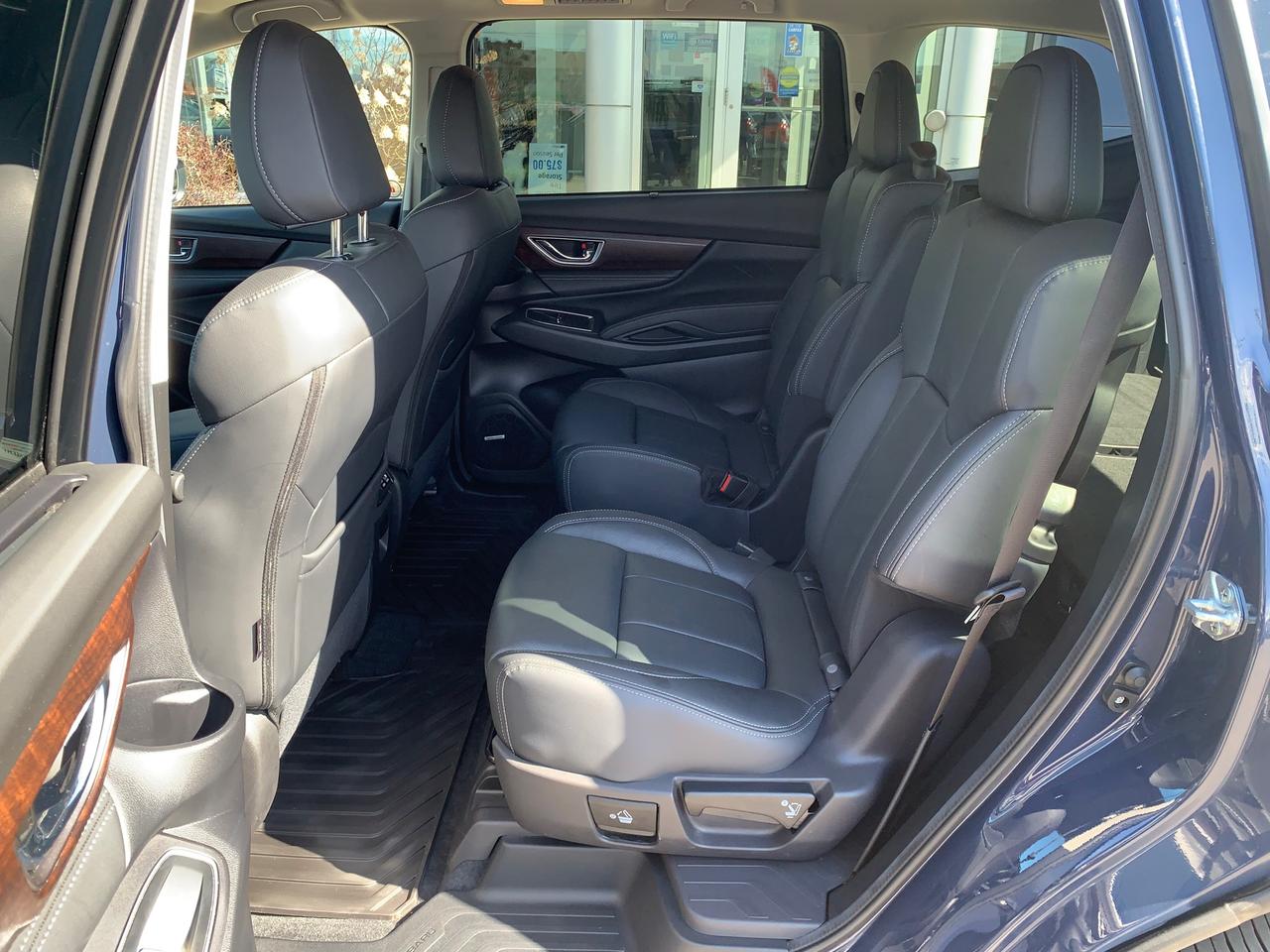 2024 Subaru ASCENT Premier 7-Passenger (CVT) 4dr All-Wheel Drive Photo
