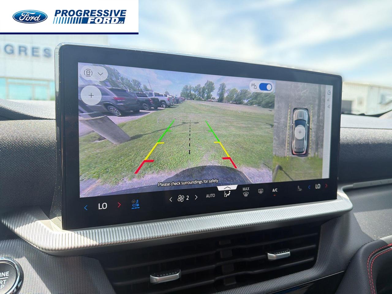 2025 Ford Explorer ST 4dr 4x4 Photo