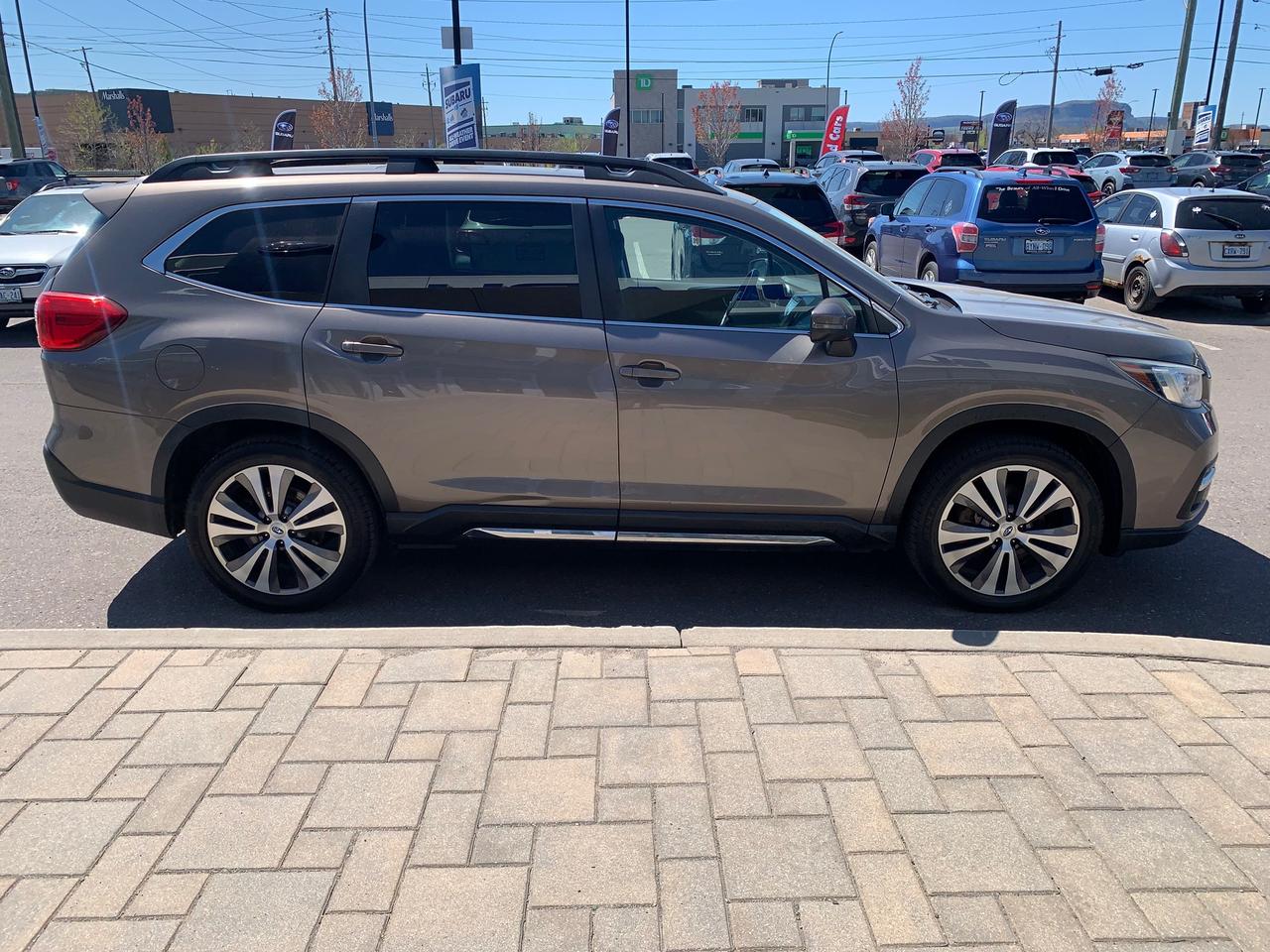 2021 Subaru ASCENT Limited 7-Passenger (CVT) 4dr All-Wheel Drive Photo3