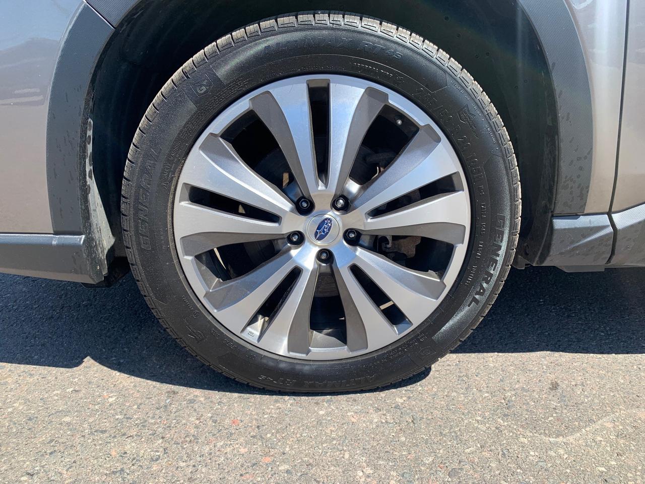 2021 Subaru ASCENT Limited 7-Passenger (CVT) 4dr All-Wheel Drive Photo