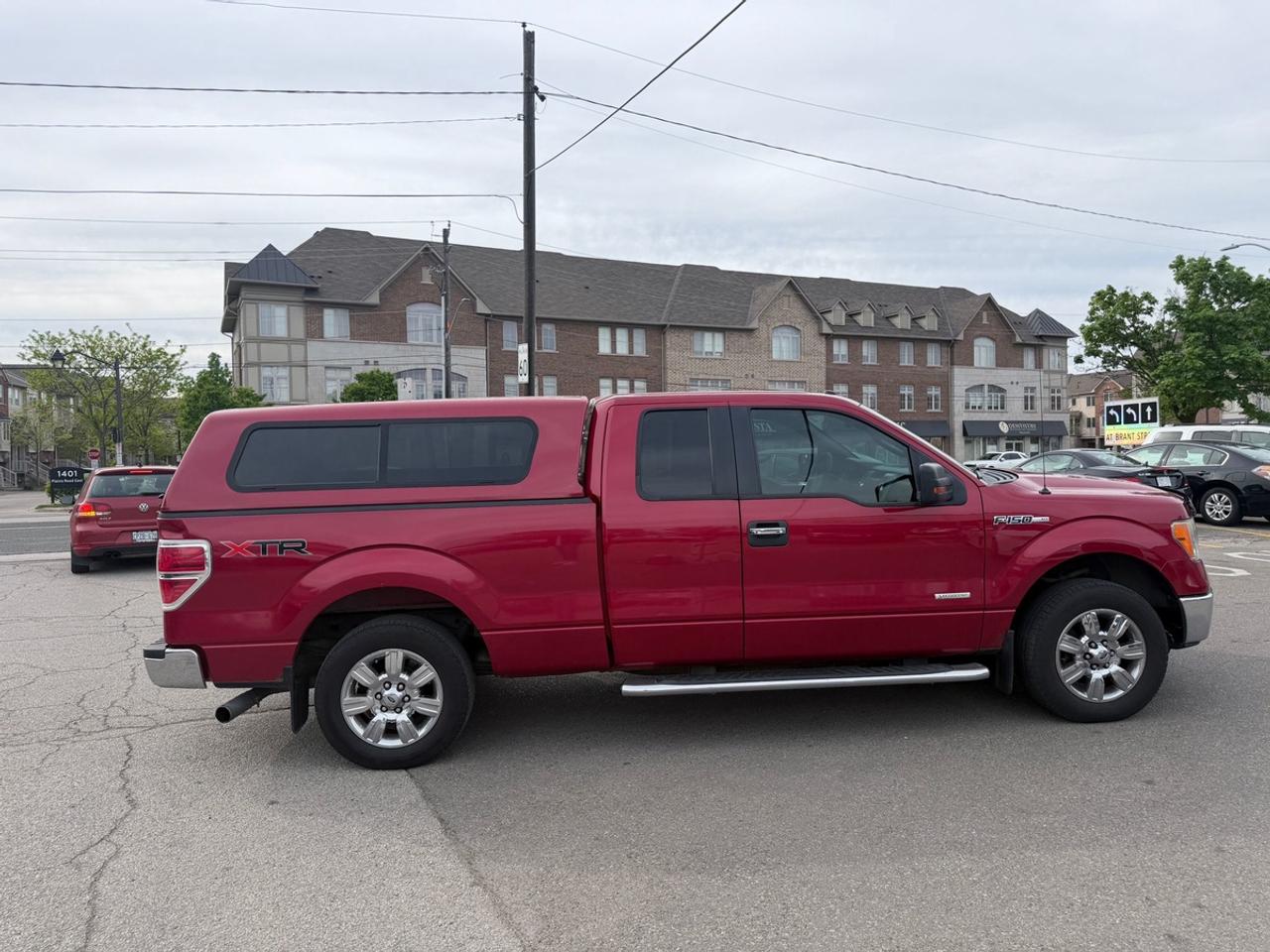2011 Ford F-150 STX Photo2