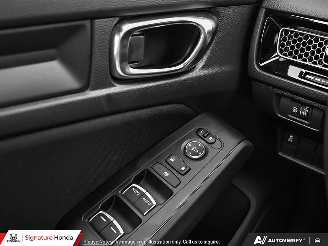 2025 Honda Civic Hatchback SPORT Photo