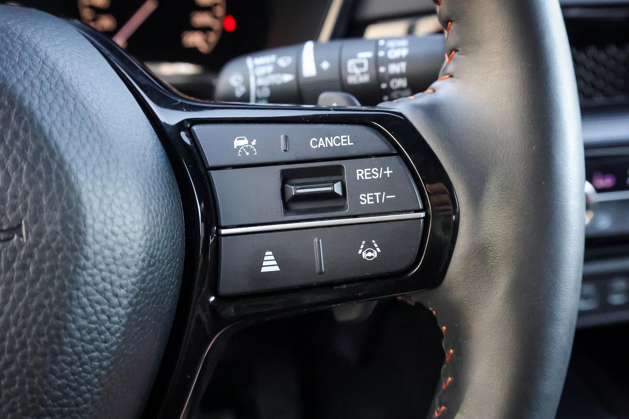 2024 Honda CR-V Hybrid Touring 4dr All-Wheel Drive Photo