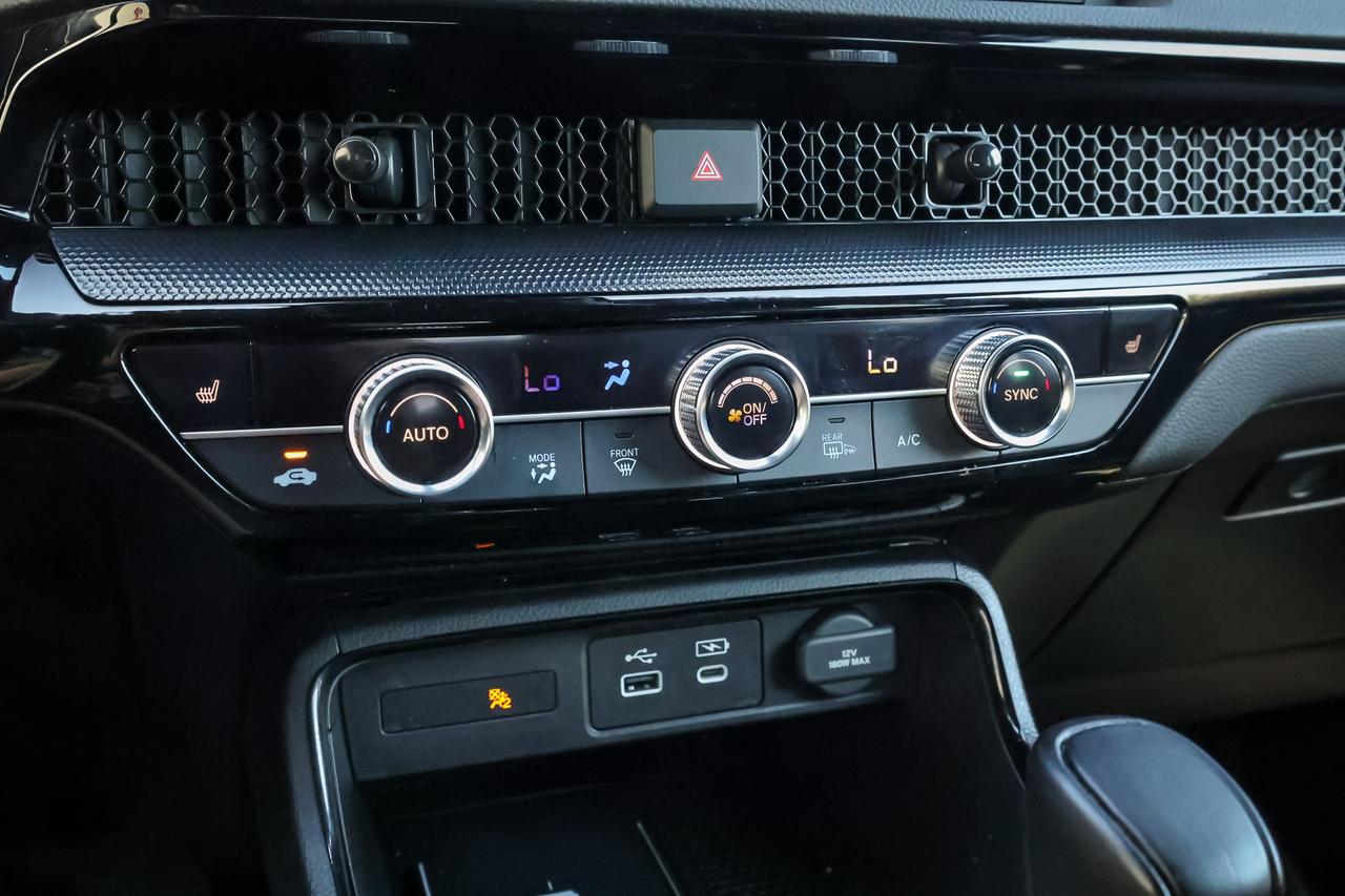 2024 Honda CR-V Hybrid Touring 4dr All-Wheel Drive Photo